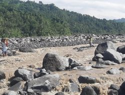 Longsor dan Lahar Dingin Gunung Semeru Telan 3 Korban Jiwa